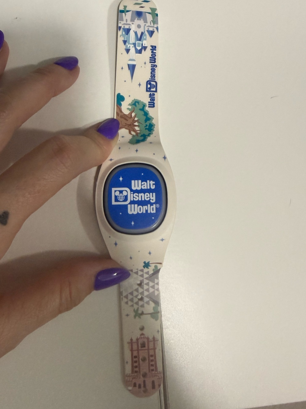 Disney White and Blue Walt Disney World MagicBand+